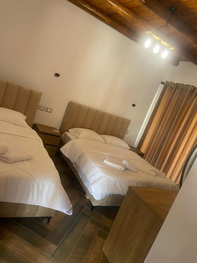 Guest House Bracaj Corovode Ngoại thất bức ảnh