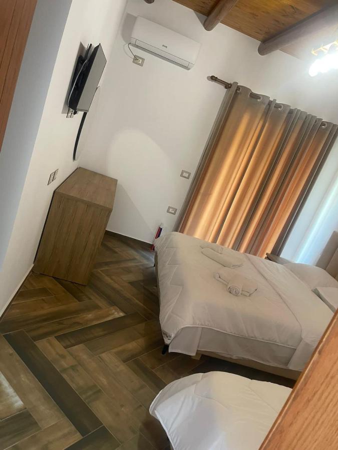 Guest House Bracaj Corovode Ngoại thất bức ảnh