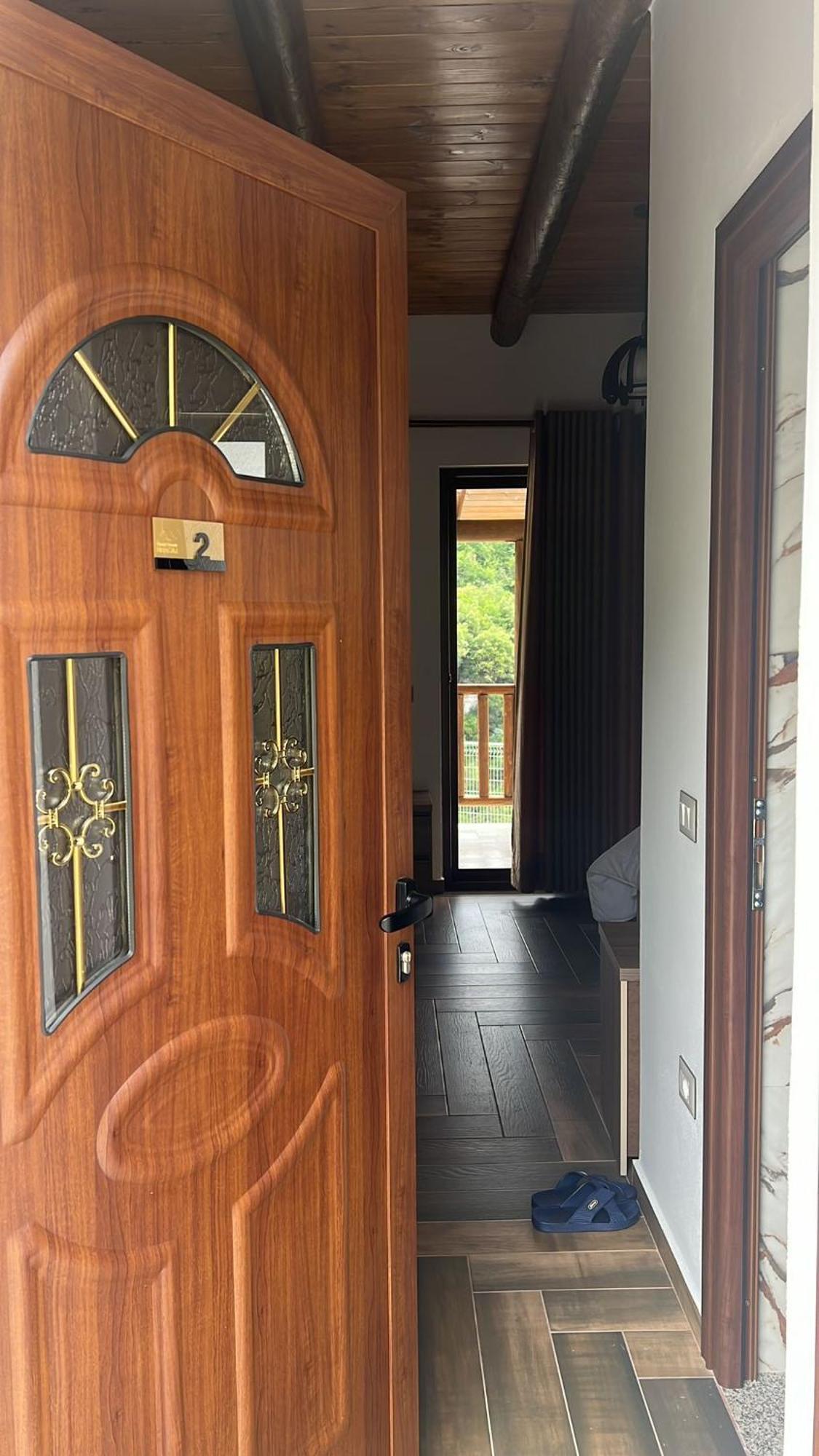 Guest House Bracaj Corovode Ngoại thất bức ảnh