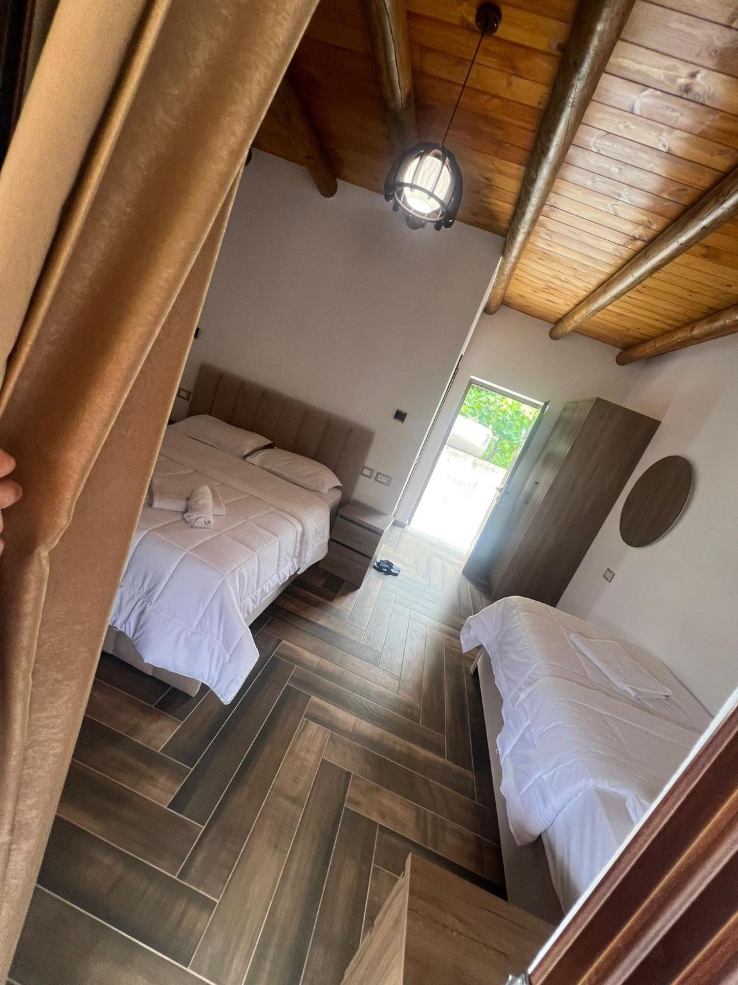 Guest House Bracaj Corovode Ngoại thất bức ảnh