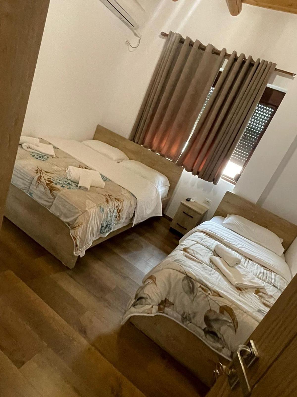 Guest House Bracaj Corovode Ngoại thất bức ảnh