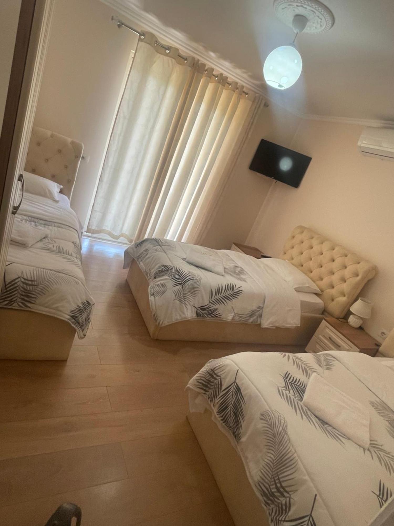 Guest House Bracaj Corovode Ngoại thất bức ảnh