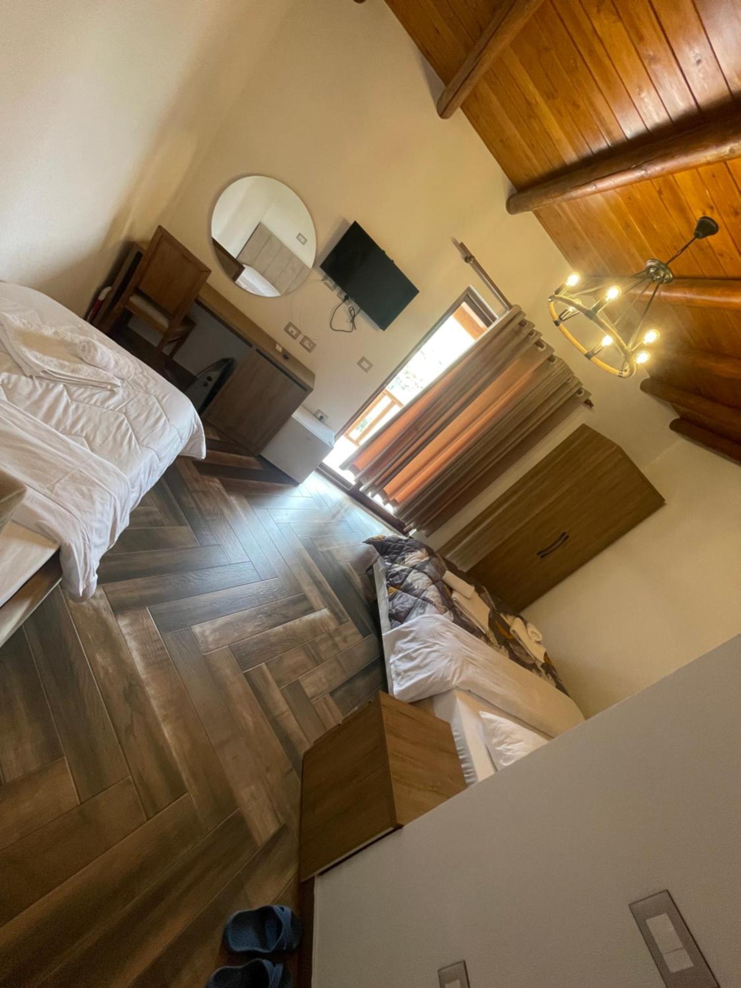 Guest House Bracaj Corovode Ngoại thất bức ảnh
